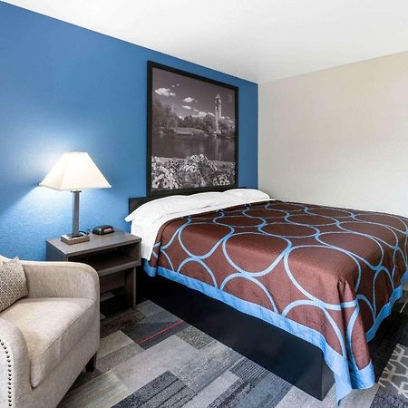 Super 8 By Wyndham Spokane Valley Exterior foto